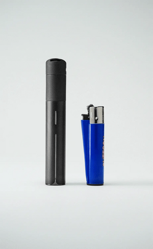 Puffco Pivot portable vaporizer size comparison compact concentrate vape pen Malta