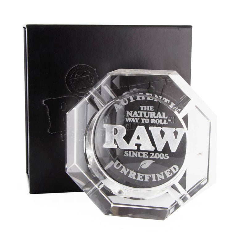RAW lead free crystal ashtray octagonal heavy glass premium ashtray close up